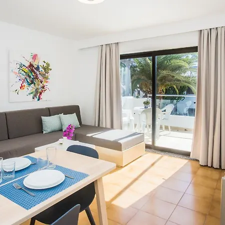 Hotel apartamentowy Tulipanes Puerto del Carmen (Lanzarote)