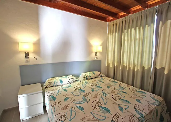 Tulipanes Apartahotel